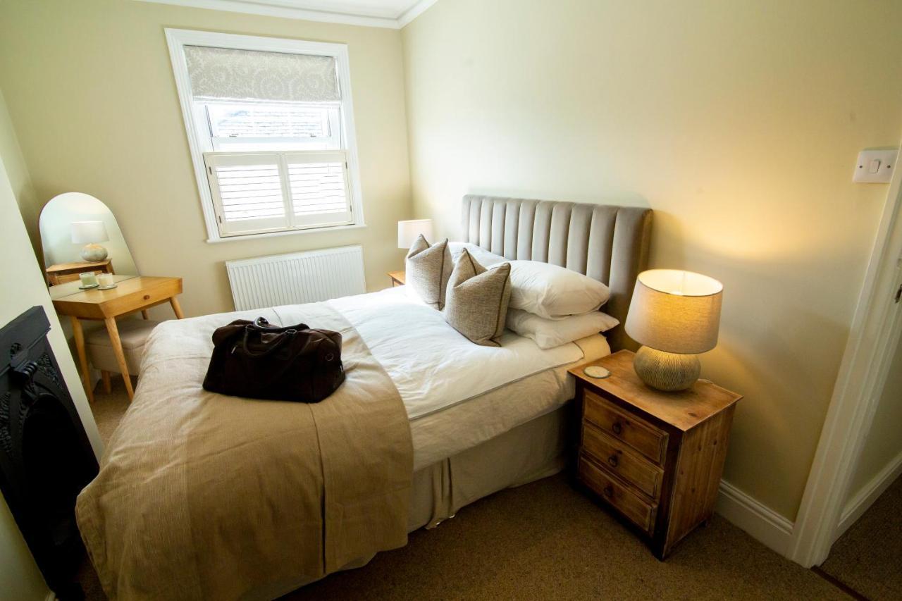 Mulberry Cottage - Cosy 3 Bed Cottage Near Lytham Windmill Литам-Сент-Эннс Экстерьер фото